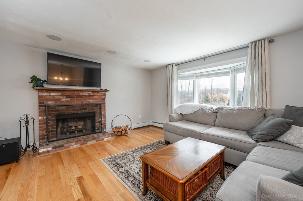 18 Senate Road Milford, MA 01757 - Photo 3 of 25 Gallery Image 3