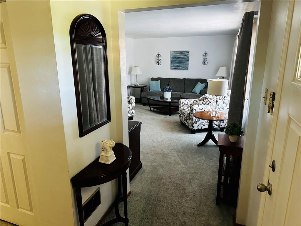 4053 Willett Road Pittsburgh, PA 15227 - Photo 10 of 47 Gallery Image 10