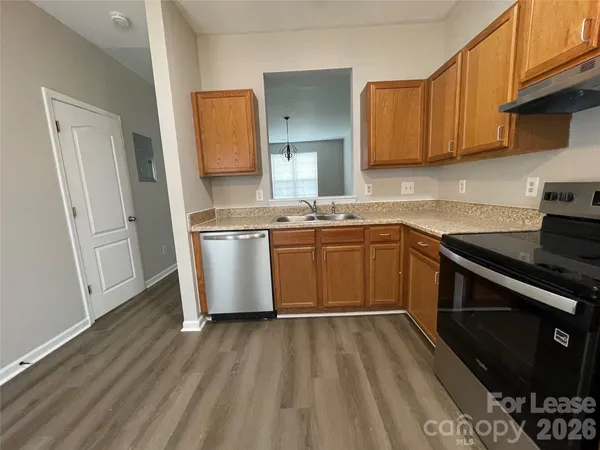 $1,595 | 3129 Nevin Pl Drive, Charlotte, NC 28269