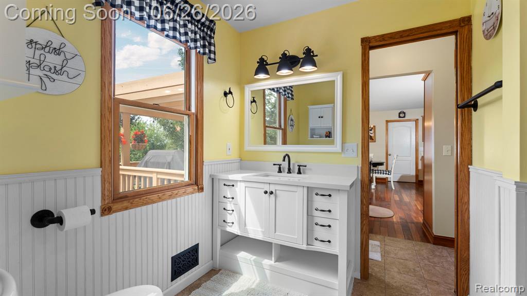 344 South Truhn Road Fowlerville, MI 48836 - Photo 12 of 38