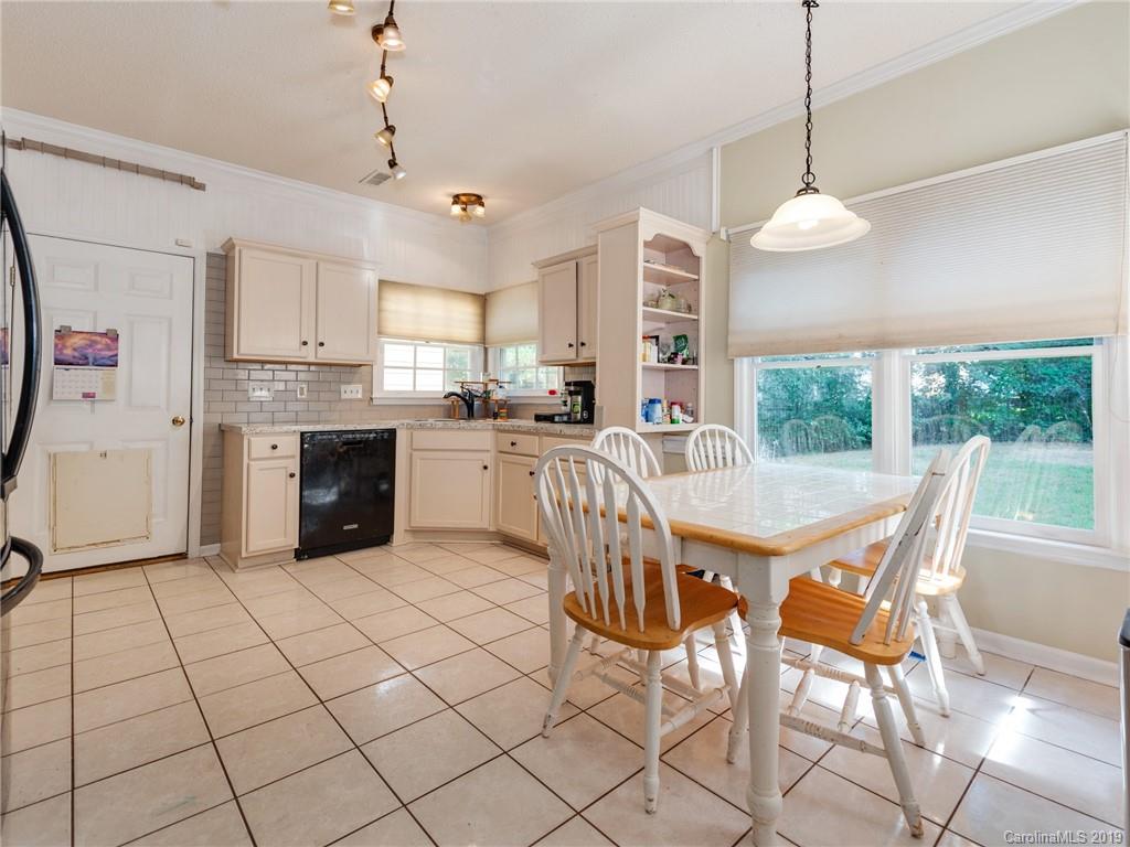 7413 Trotter Road Charlotte, NC 28216 - Photo 7 of 21