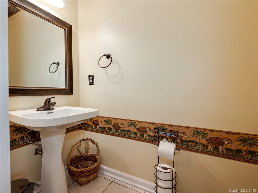7413 Trotter Road Charlotte, NC 28216 - Photo 10 of 21