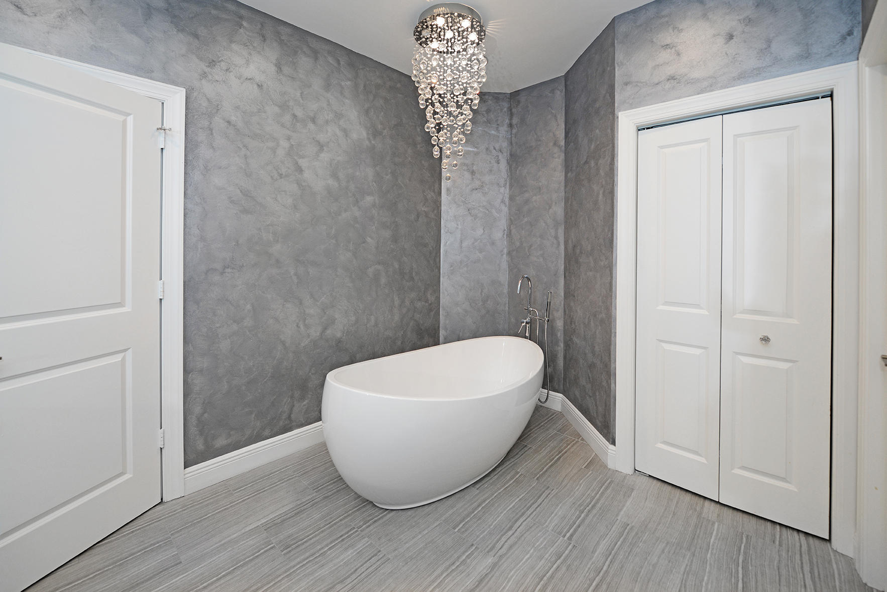 21311 Harrow Court Boca Raton, FL 33433 - Photo 20 of 38 Floating Tub