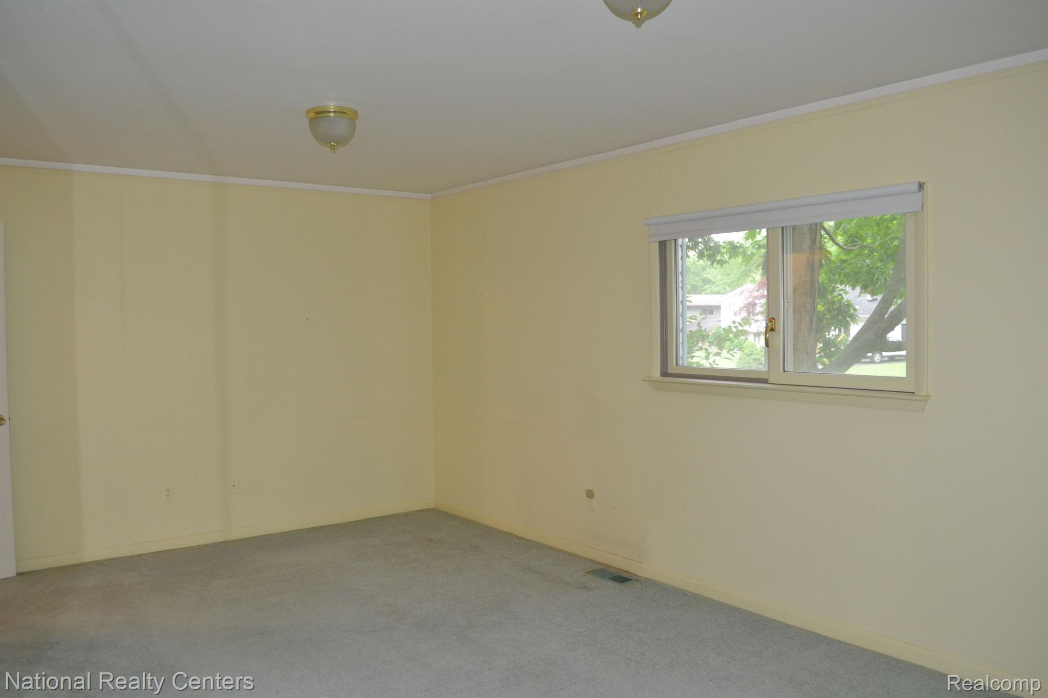 7196 Springridge Road West Bloomfield, MI 48322 - Photo 19 of 20 Bedroom 3