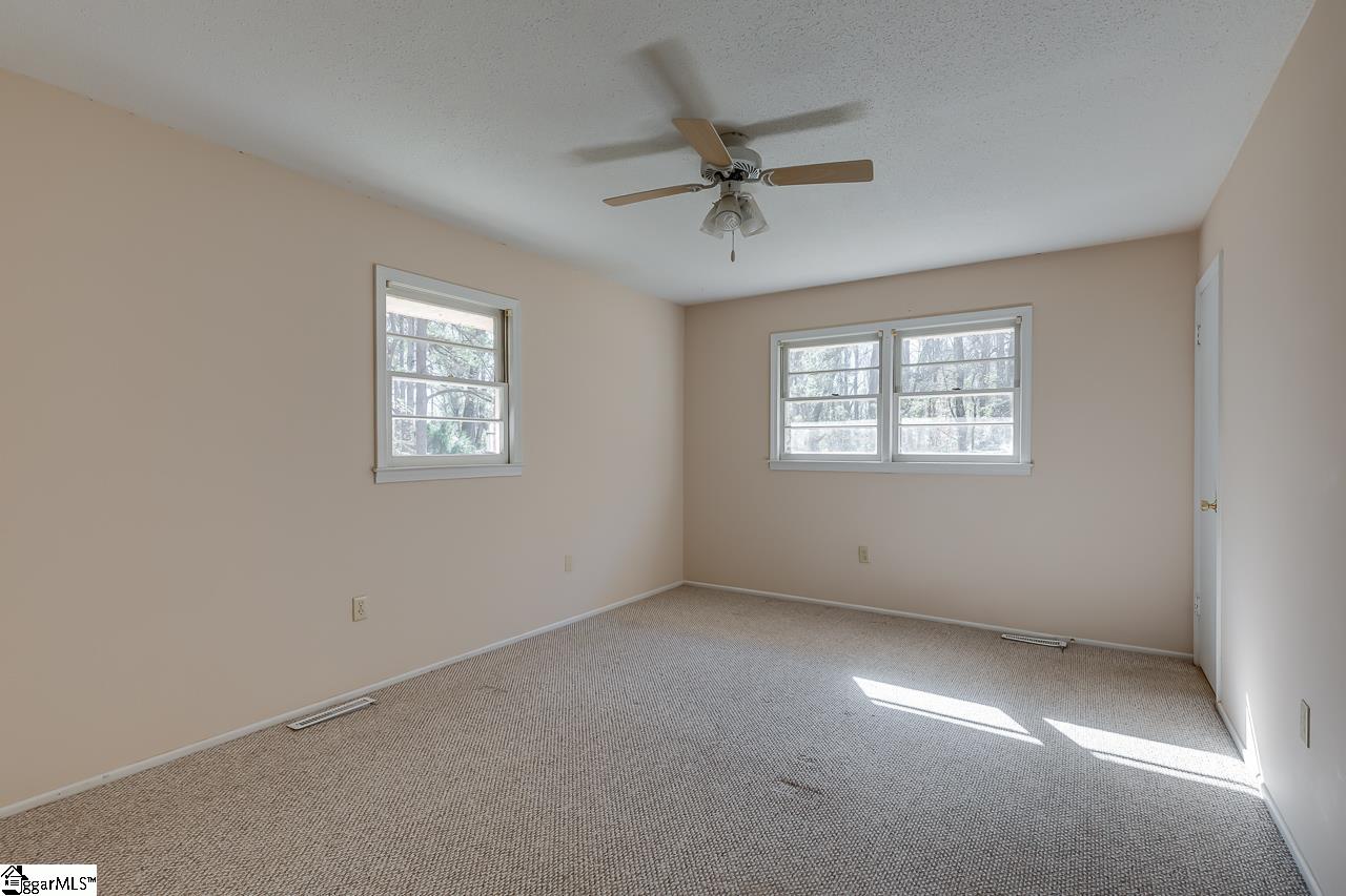 141 Campbell Road Anderson, SC 29621 - Photo 15 of 30 Gallery Image 15