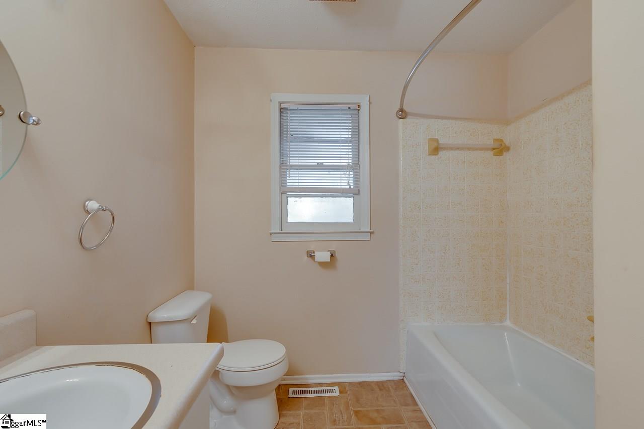 141 Campbell Road Anderson, SC 29621 - Photo 20 of 30 Gallery Image 20