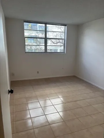 $299,995 | 1421 South Ocean Boulevard, Unit 218, Pompano Beach, FL 33062