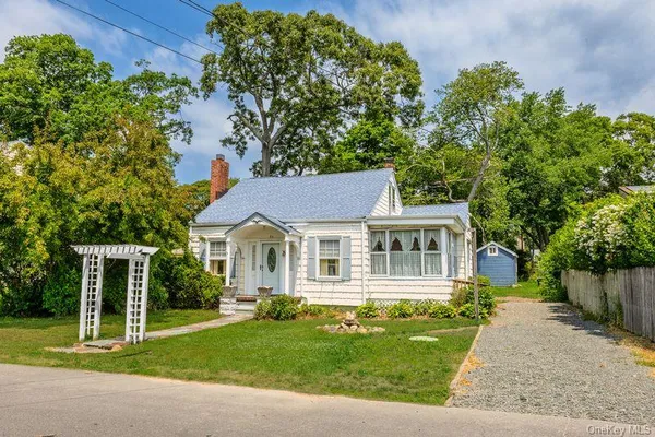 $399,999 | 84 Riviera Drive, Mastic, NY 11950