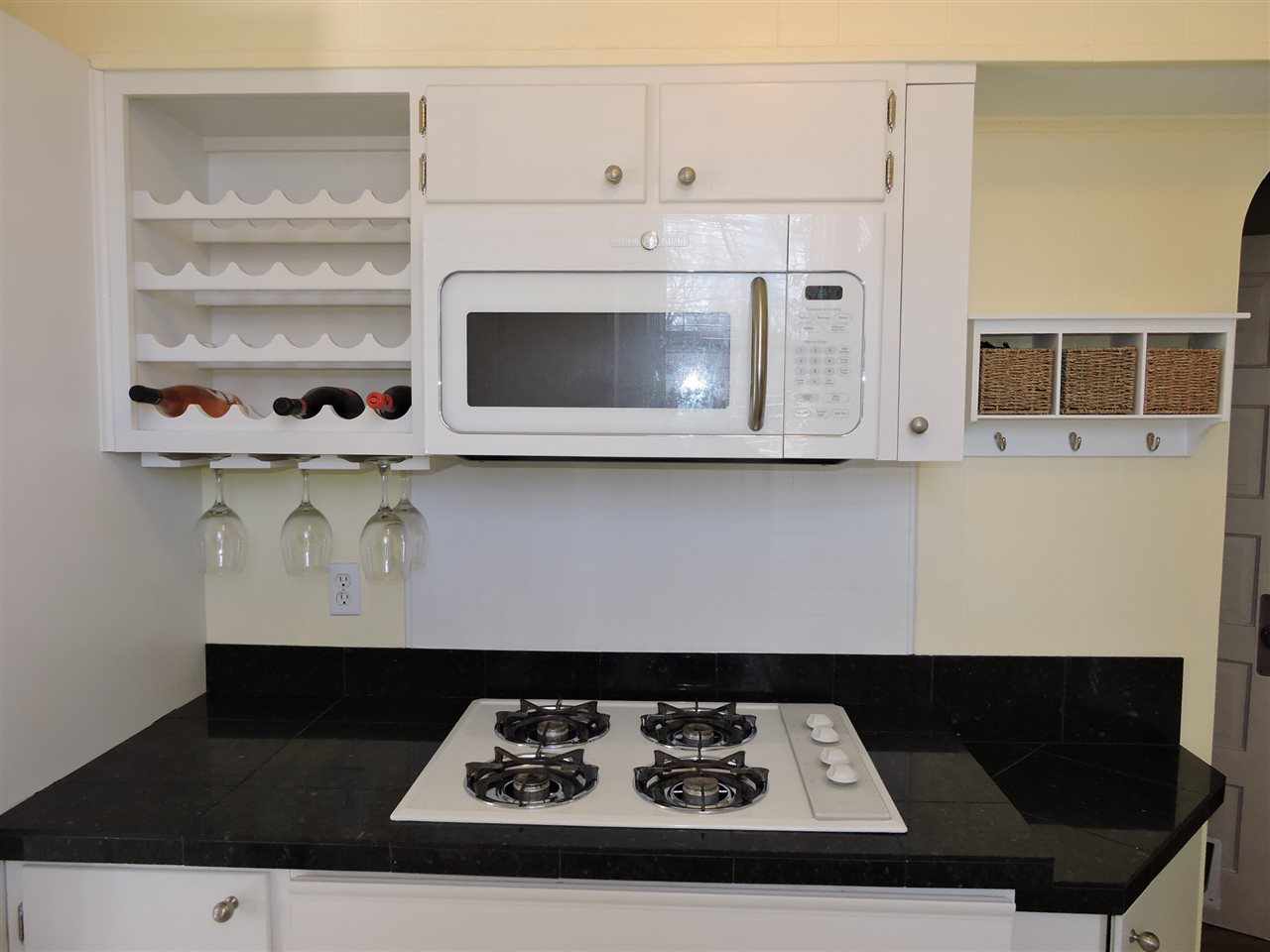 5011 Stringtown Road Evansville, IN 47711 - Photo 11 of 36 Gallery Image 11
