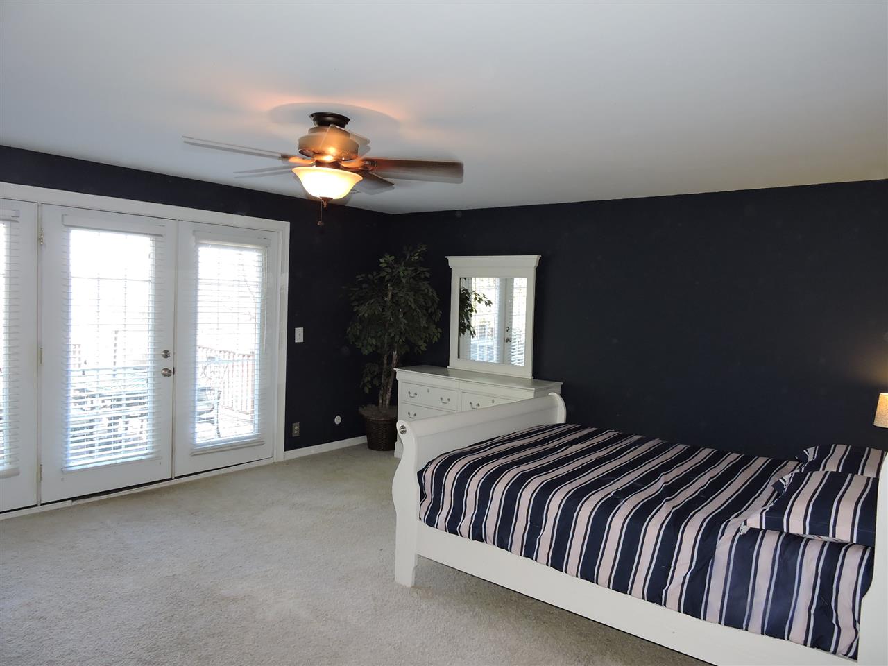 5011 Stringtown Road Evansville, IN 47711 - Photo 17 of 36 Gallery Image 17