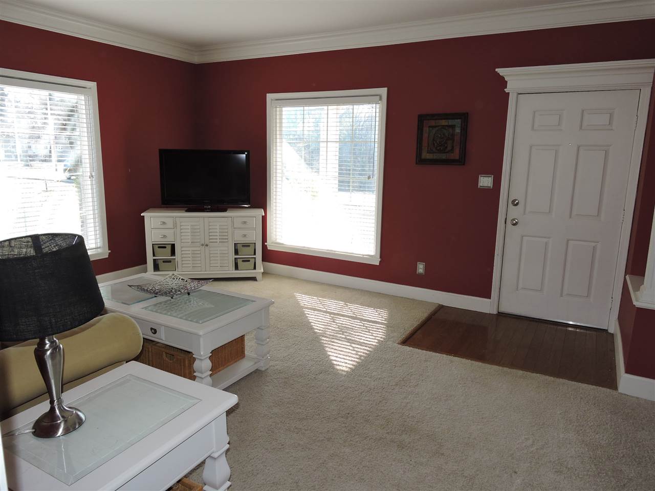 5011 Stringtown Road Evansville, IN 47711 - Photo 5 of 36 Gallery Image 5