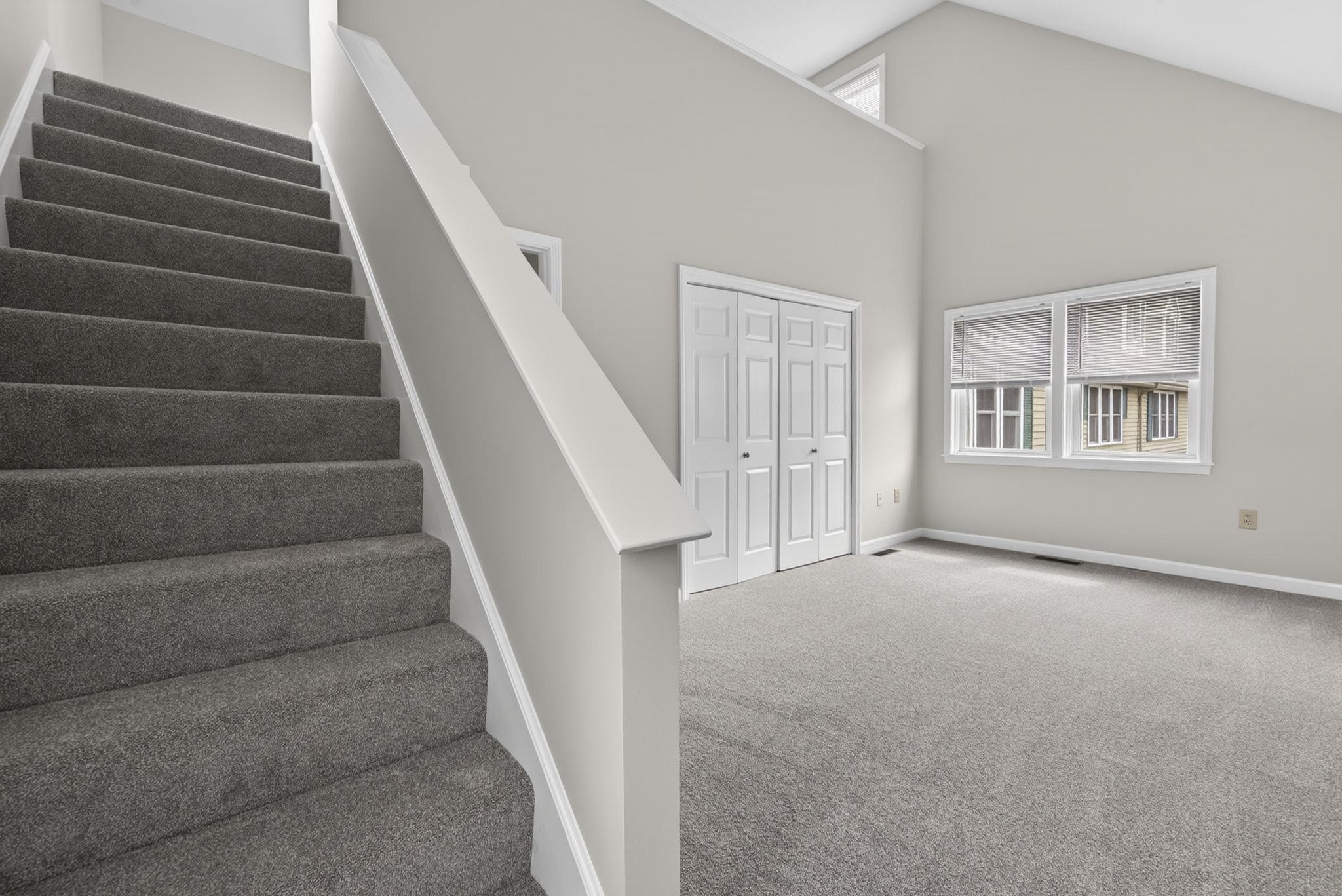 30 Charter Street, Unit 14 Exeter, NH 03833 - Photo 25 of 46