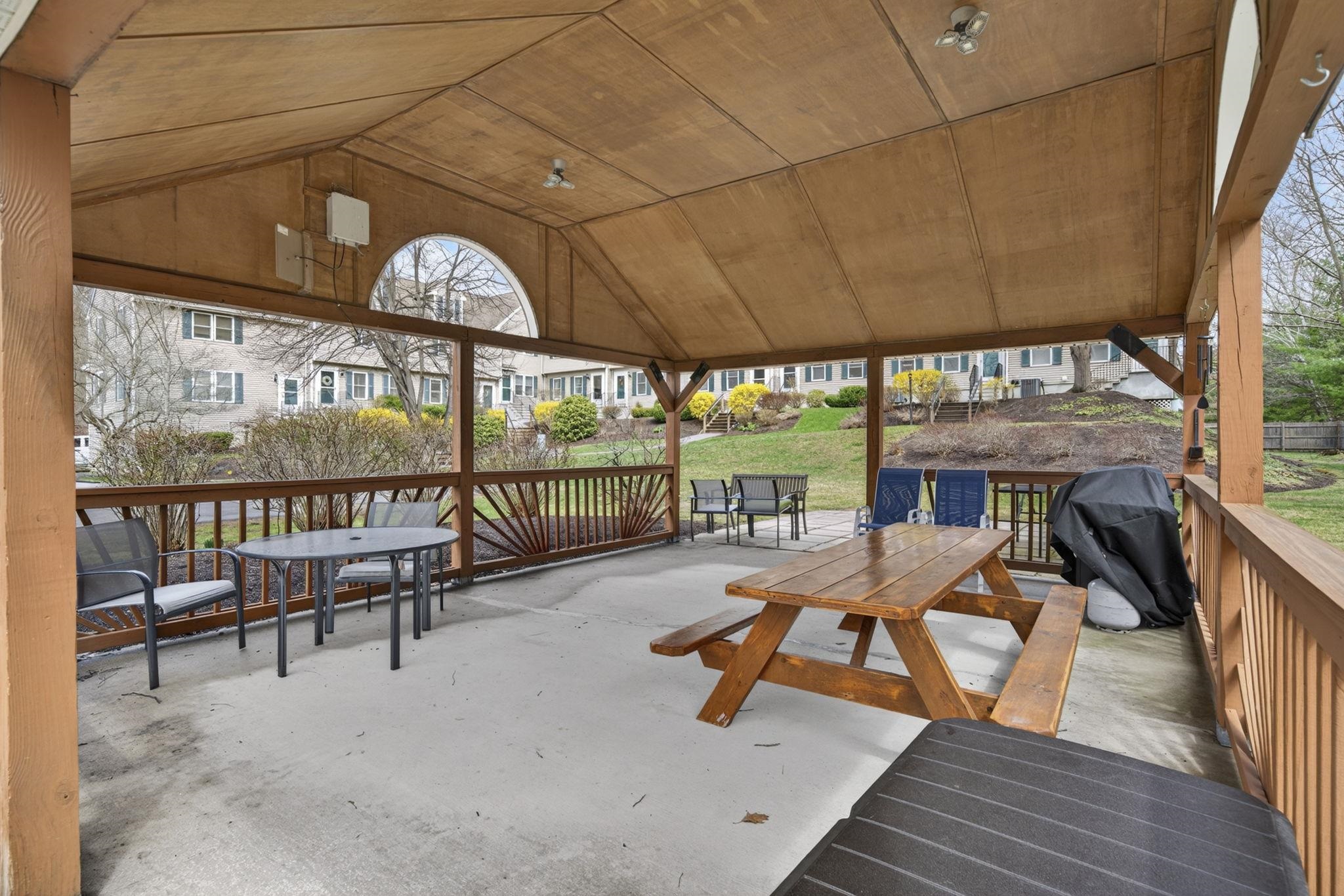 30 Charter Street, Unit 14 Exeter, NH 03833 - Photo 43 of 46