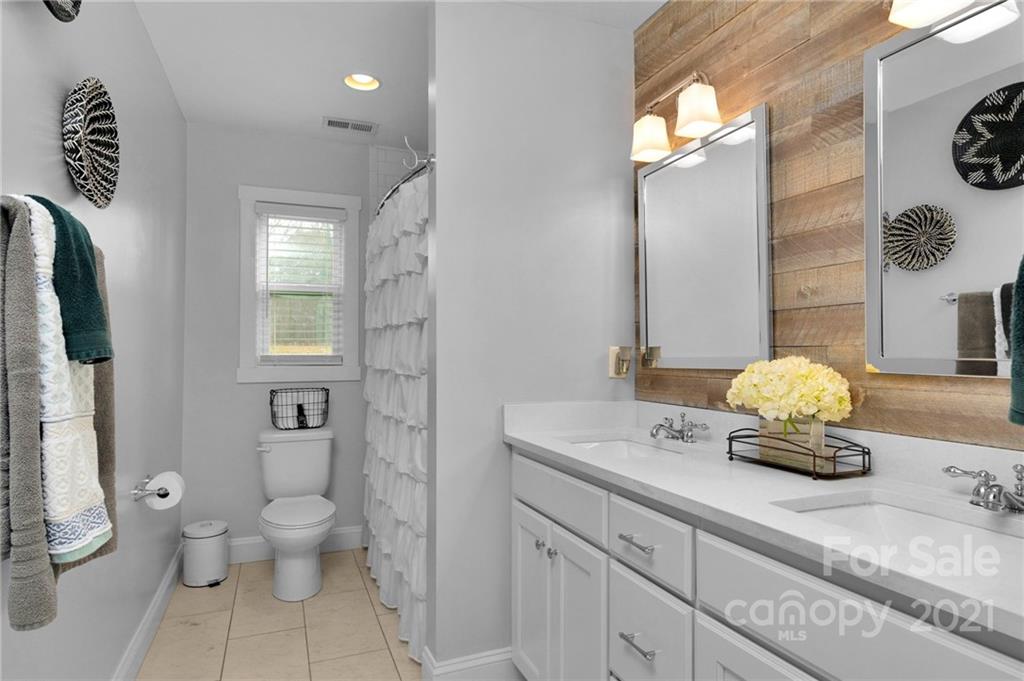 2917 Beech Nut Road, Unit 11 Charlotte, NC 28208 - Photo 20 of 36 Gallery Image 20