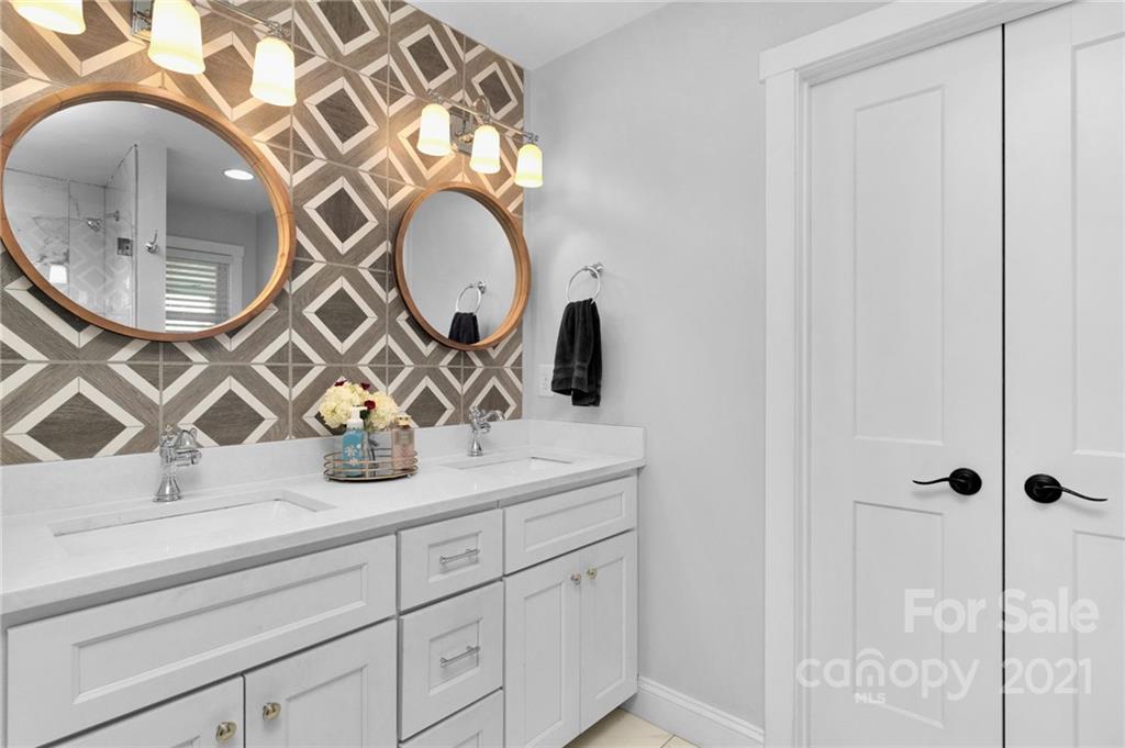 2917 Beech Nut Road, Unit 11 Charlotte, NC 28208 - Photo 25 of 36 Gallery Image 25