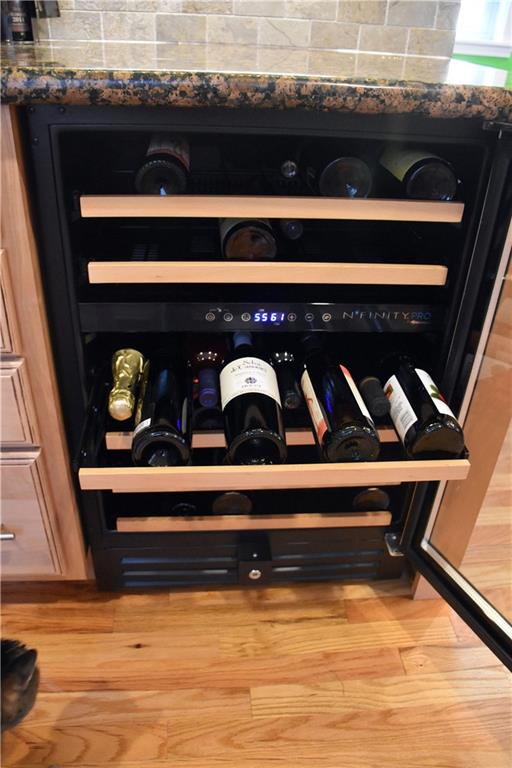 1727 Rutledge Street Pittsburgh, PA 15211 - Photo 3 of 16 WINE REFRIGERATOR
