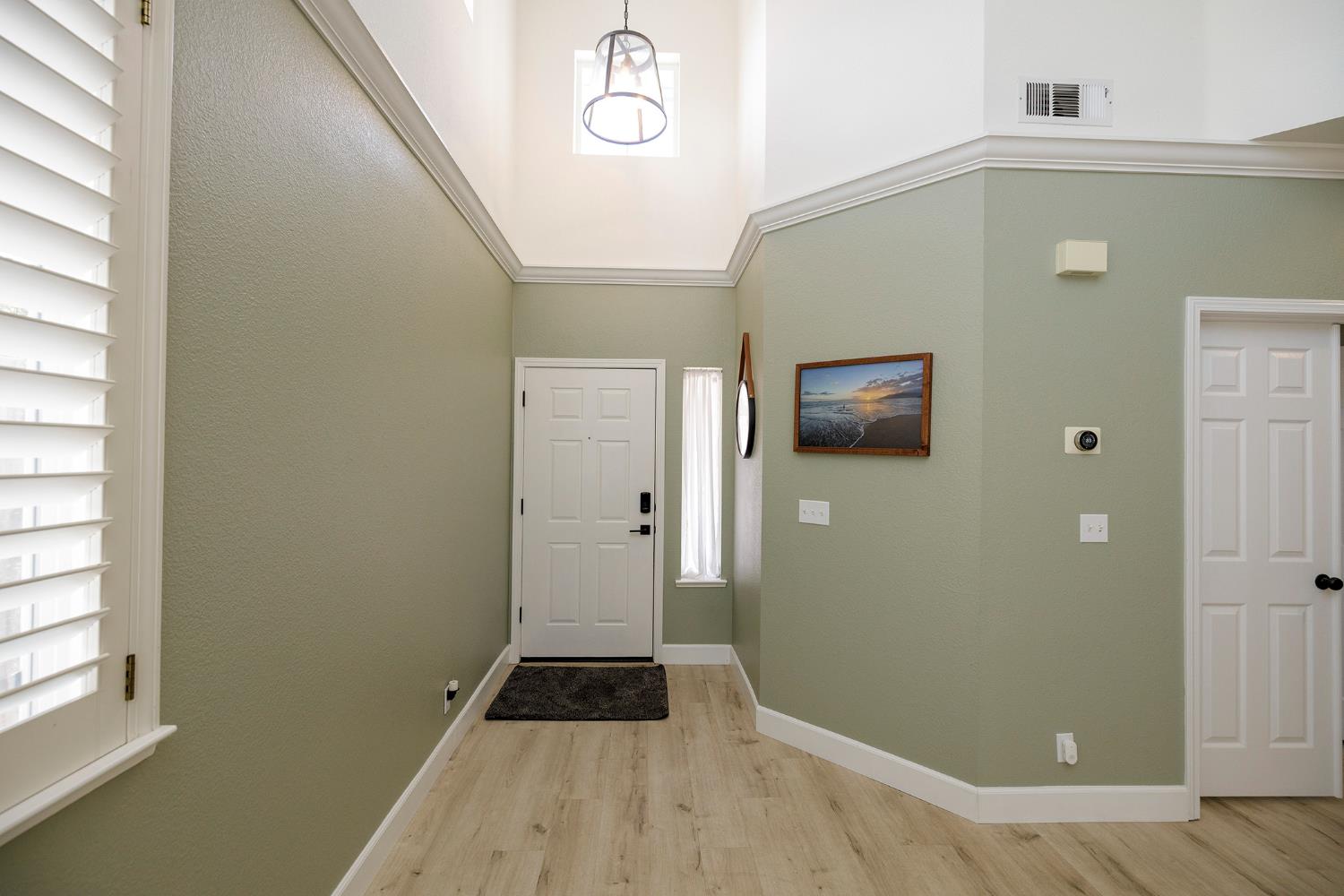 428 Douma Way Ripon, CA 95366 - Photo 6 of 57