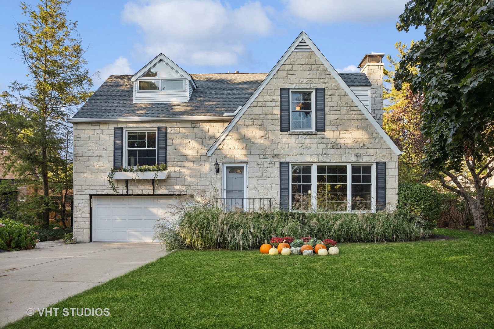 12 Briar Road Golf, IL 60029 - Photo 1 of 29 Gallery Image 1