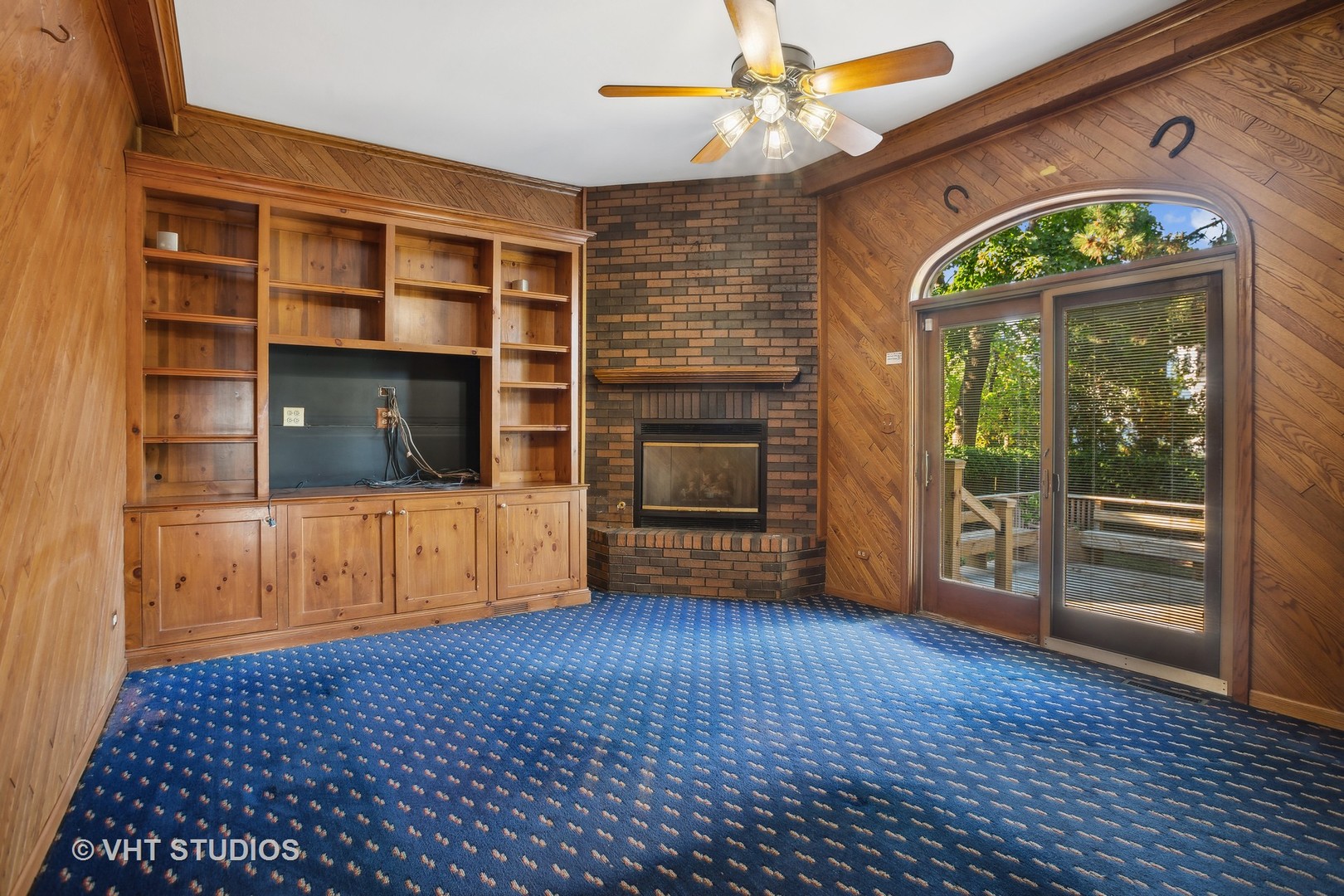 12 Briar Road Golf, IL 60029 - Photo 8 of 29 Gallery Image 8