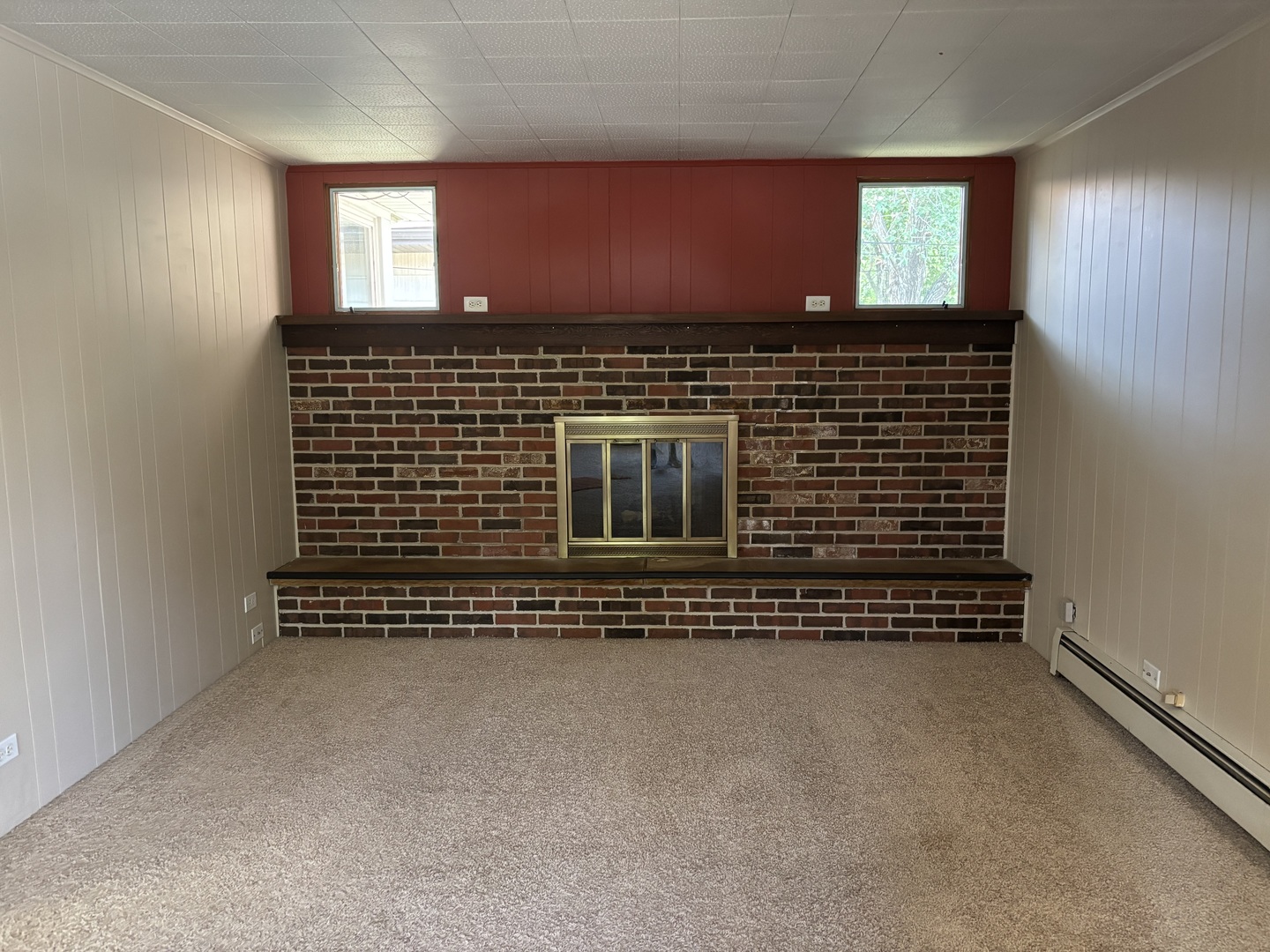 1378 East Street Crete, IL 60417 - Photo 5 of 12 a view of an empty room