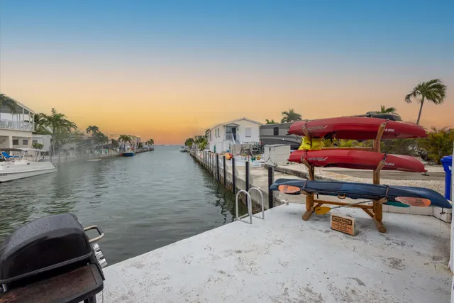 a car parked in front of a house