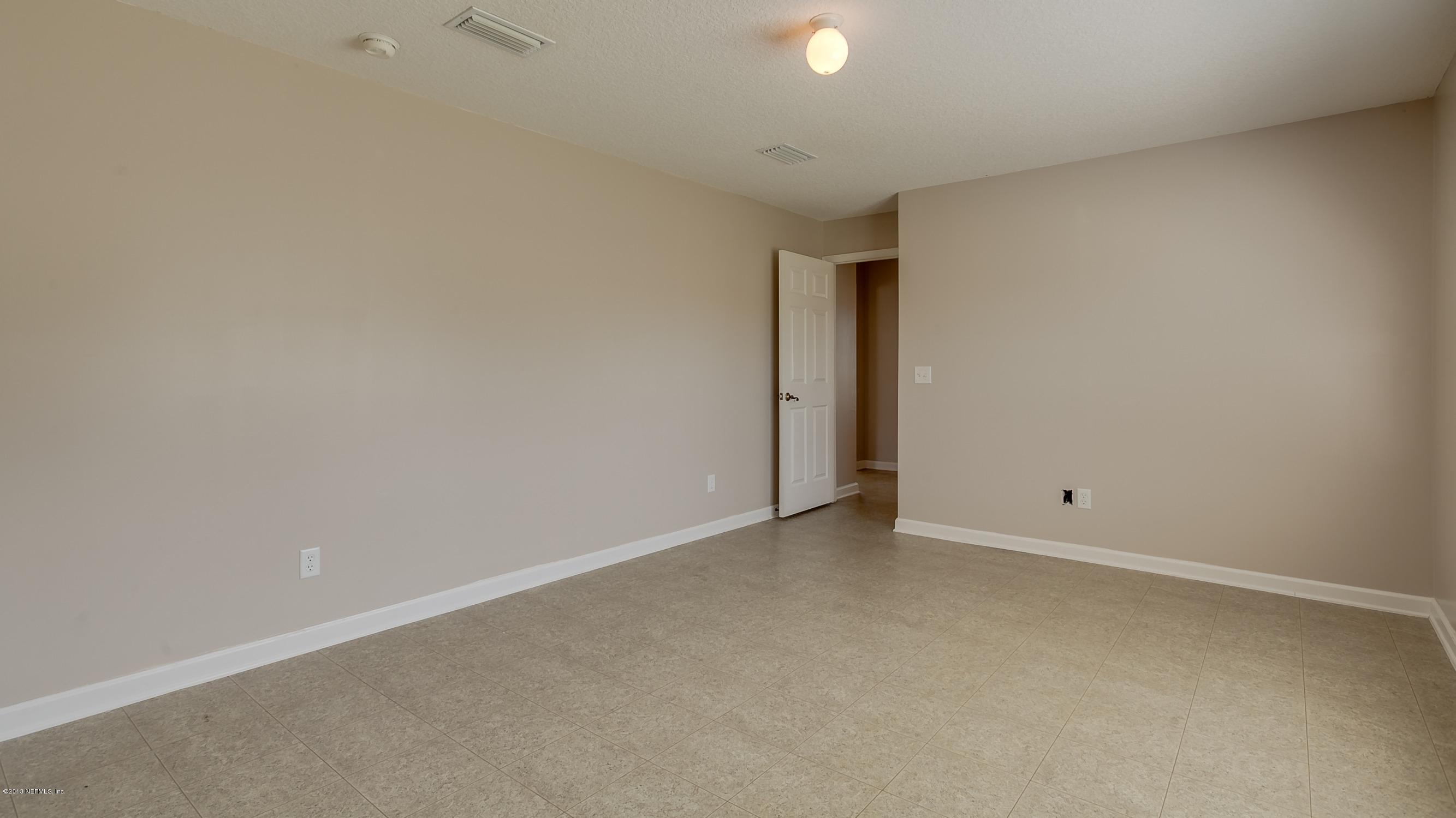 2918 Longleaf Ranch Circle Middleburg, FL 32068 - Photo 18 of 29 Bedroom_2_View_2