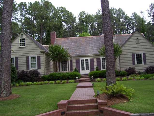 175 North Valley Road Southern Pines, NC 28387 - Photo 1 of 9 Primary Photo