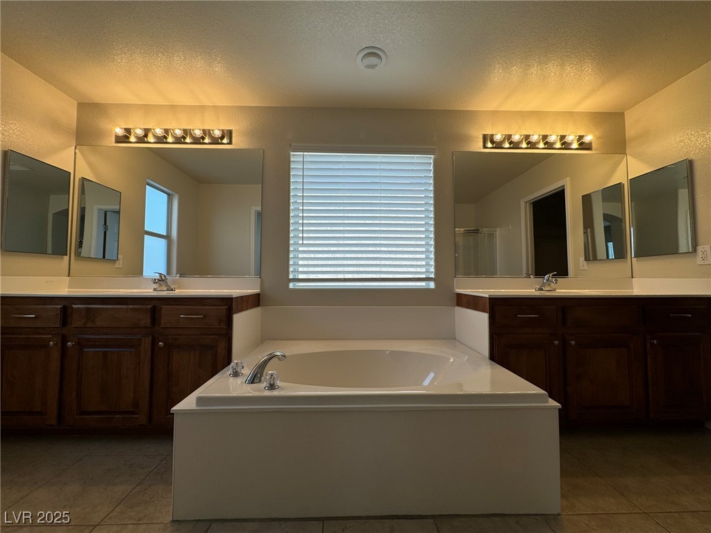 9048 Winchester Ridge Street Las Vegas, NV 89139 - Photo 21 of 37