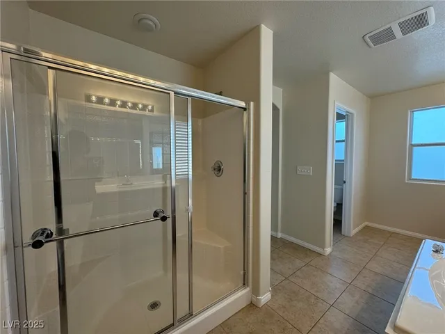 $2,250 | 9048 Winchester Ridge Street, Las Vegas, NV 89139