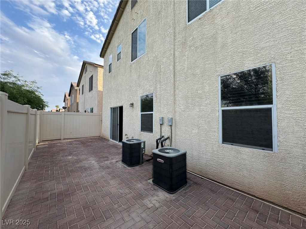 9048 Winchester Ridge Street Las Vegas, NV 89139 - Photo 35 of 37
