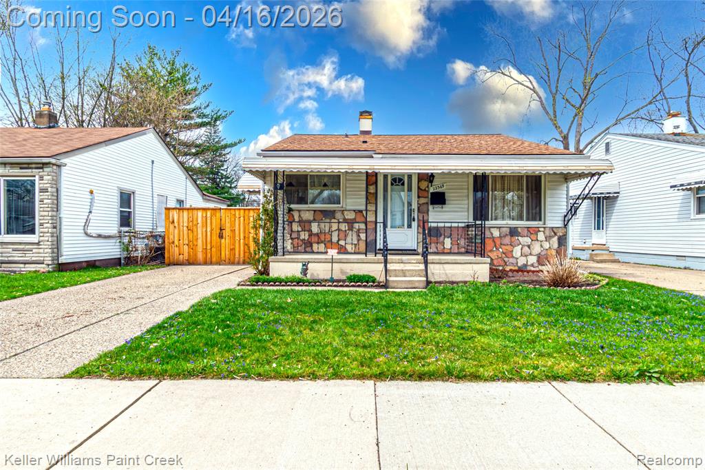 22369 Cunningham Avenue Warren, MI 48091 - Photo 3 of 33 Gallery Image 3