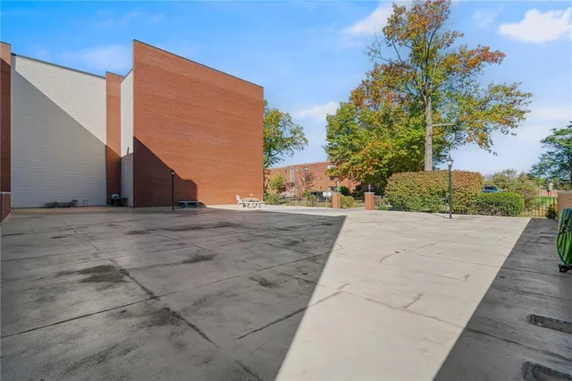 $89,000 | 446 Hoodridge Drive, Unit 310, Pittsburgh, PA 15234