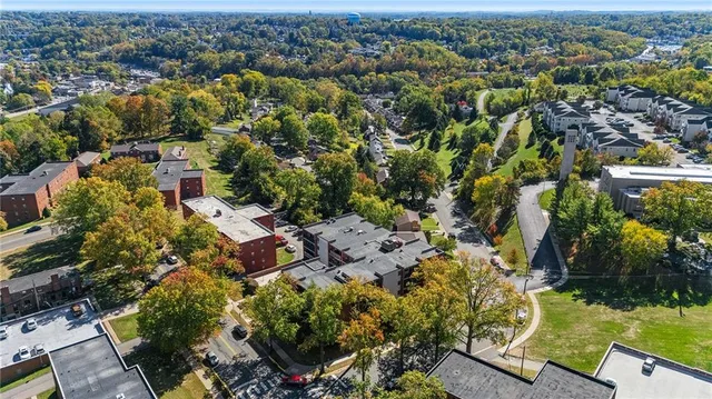 $89,000 | 446 Hoodridge Drive, Unit 310, Pittsburgh, PA 15234