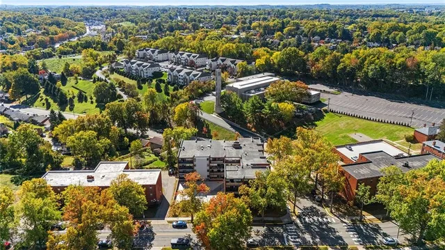 $89,000 | 446 Hoodridge Drive, Unit 310, Pittsburgh, PA 15234