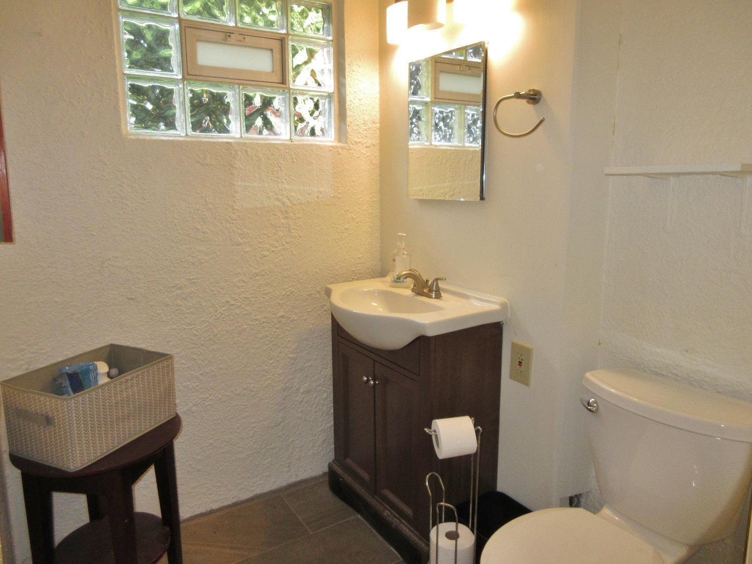 5866 Lawrence Road Cincinnati, OH 45248 - Photo 35 of 47