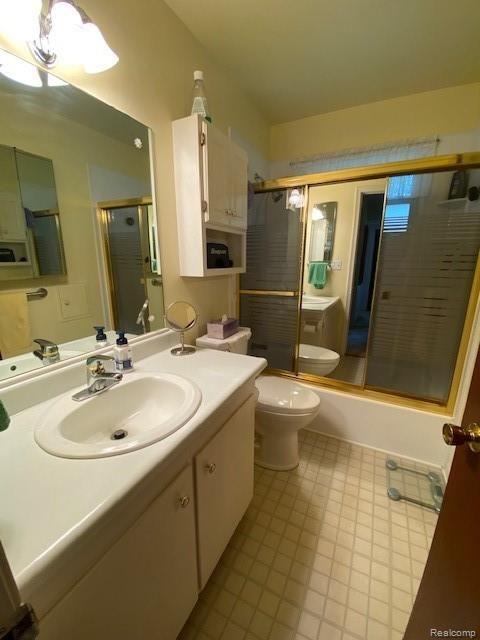 3370 Hammerberg Road Flint, MI 48507 - Photo 12 of 25 IMG_7087.jpg