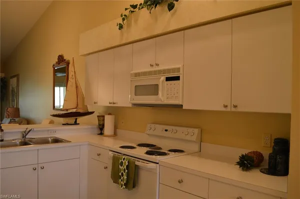 $1,800 | 8055 Tiger Cove, Unit 6606, Naples, FL 34113