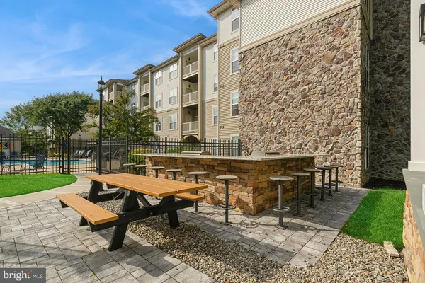 $2,439 | 7000 Johnson Farm Lane, Unit 417, Chadds Ford, PA 19317