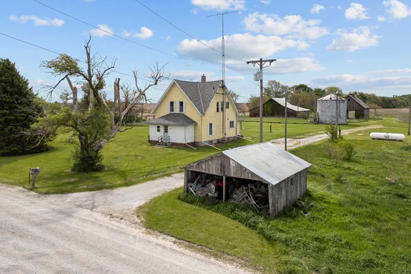 $110,000 | 2357 50th Avenue, Aledo, IL 61231