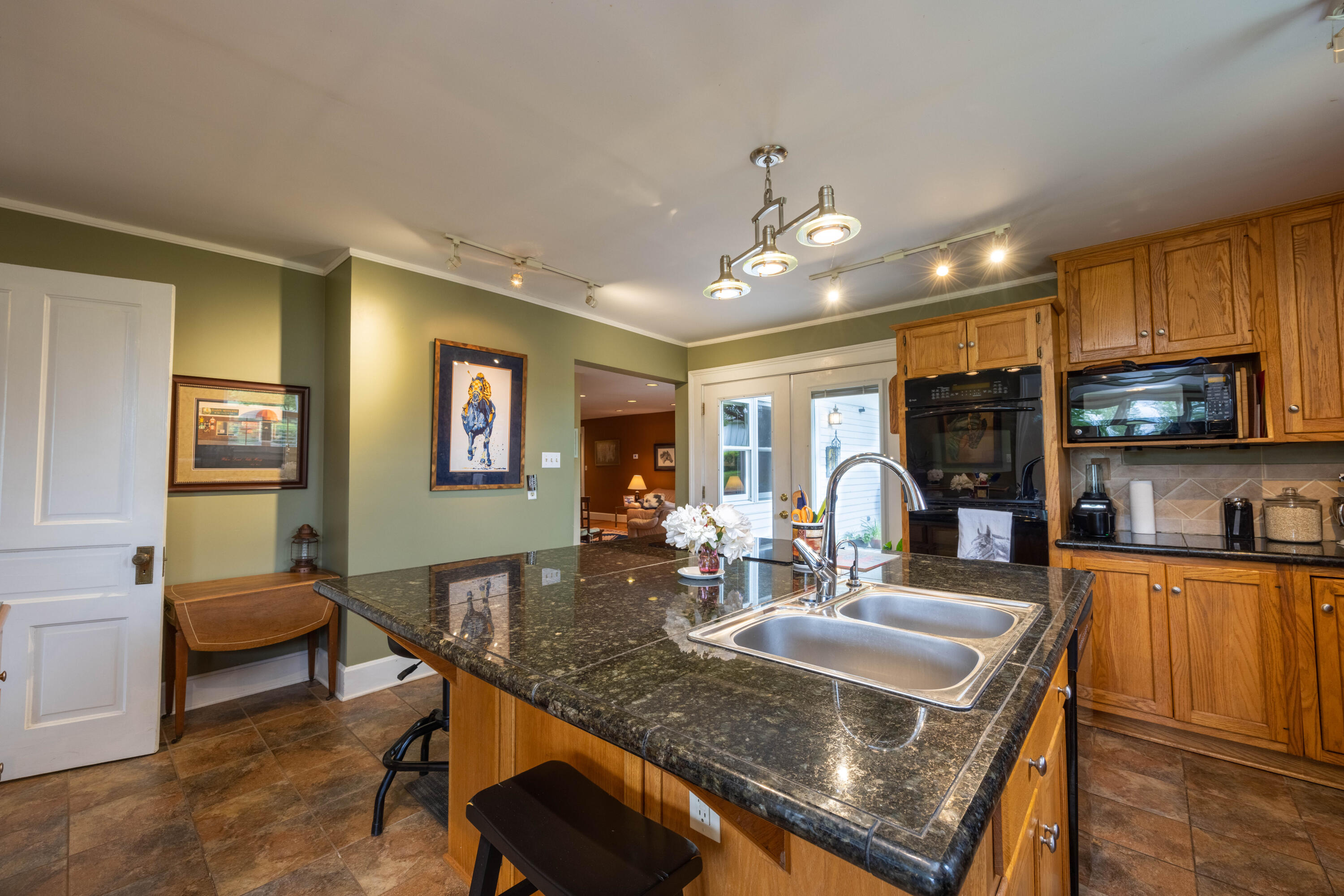 2327 North Middletown Road Paris, KY 40361 - Photo 28 of 74 5B5A5749-HDR