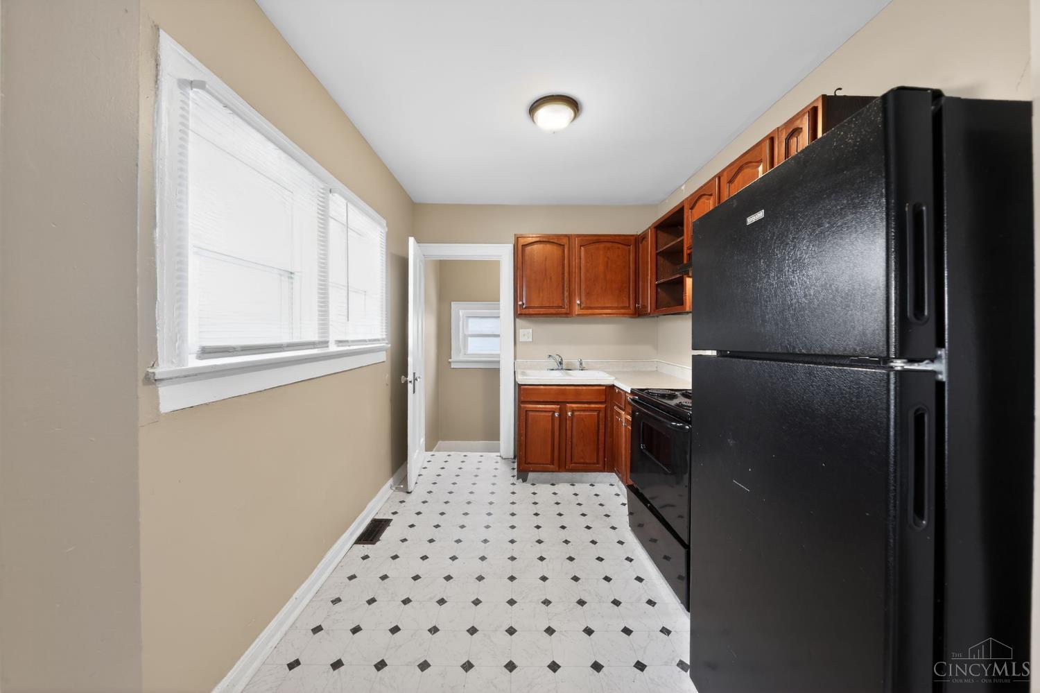 3111 Cavanaugh Avenue Cincinnati, OH 45211 - Photo 20 of 33 Gallery Image 20