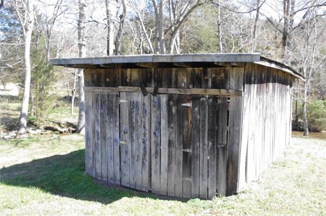 212 Buffalo Road Carthage, TN 37030 - Photo 3 of 15 12x20 Storage Building