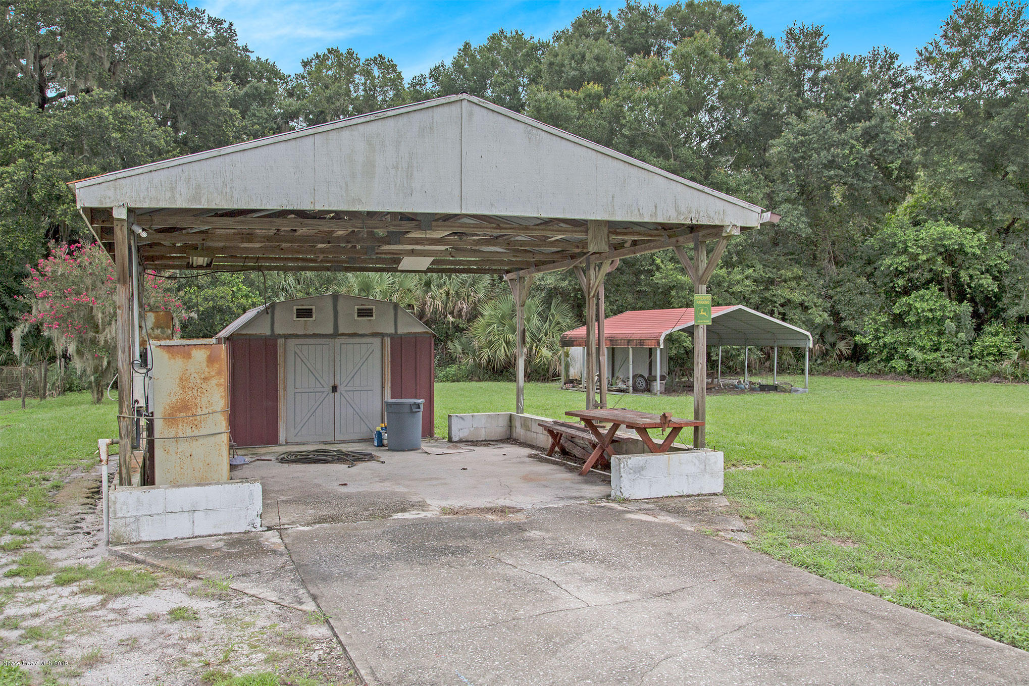 2475 Bar C Road Mims, FL 32754 - Photo 5 of 14 Y60A8525