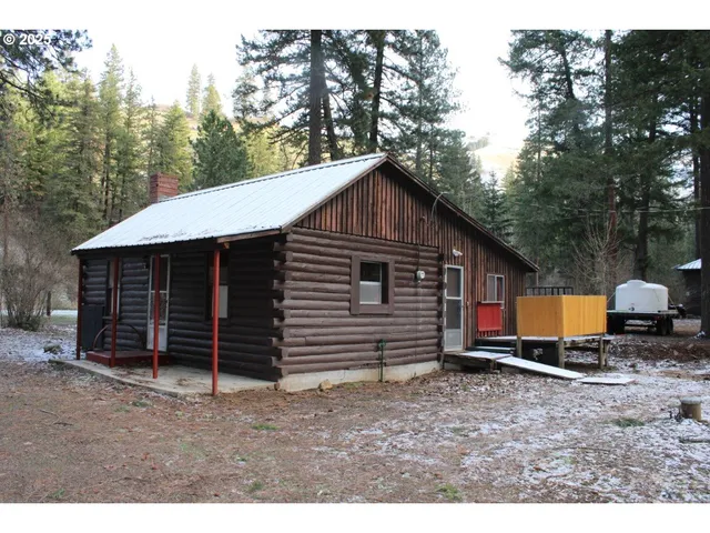 $180,000 | 76939 Rock Creek Lane, Adams, OR 97810