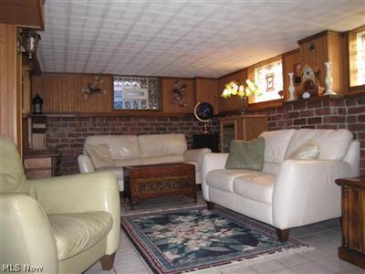 1548 Sheffield Road South Euclid, OH 44121 - Photo 20 of 25