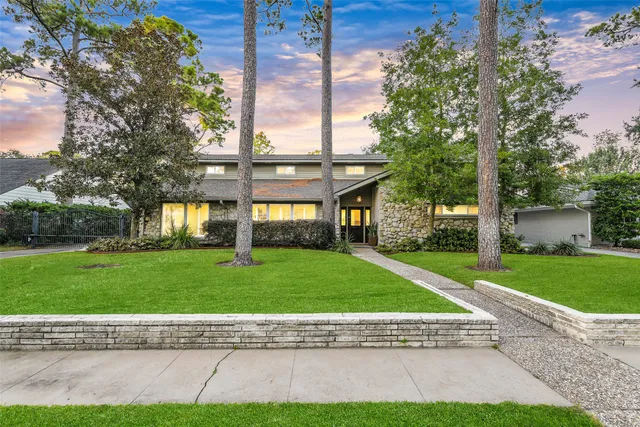 $8,250 | 12326 Old Oaks Drive, Houston, TX 77024