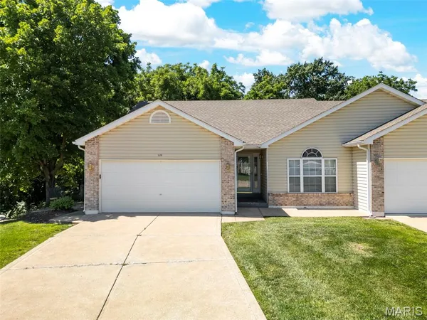 $339,000 | 520 Woodview Meadows Court, Wentzville, MO 63385