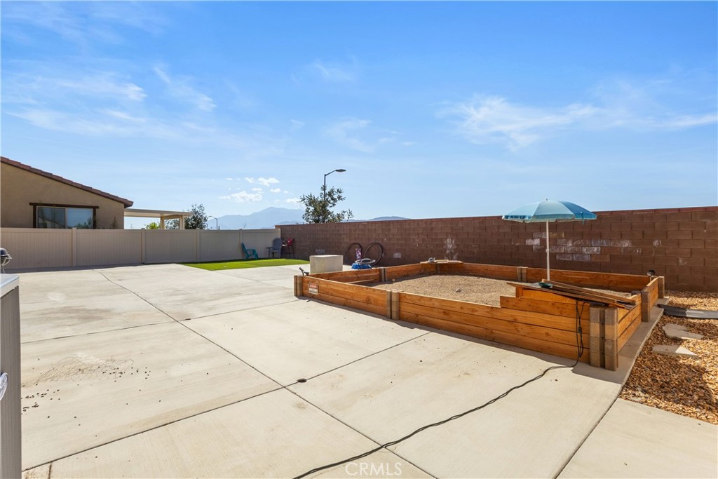 5762 Verde Way Banning, CA 92220 - Photo 31 of 33