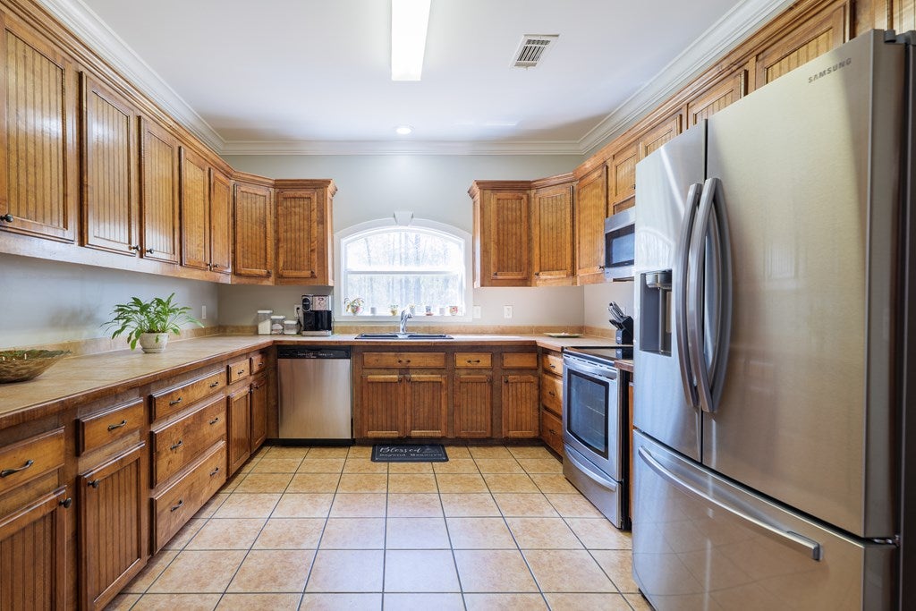 1554 Pineland Estate Road Nashville, GA 31639 - Photo 13 of 45 Gallery Image 13