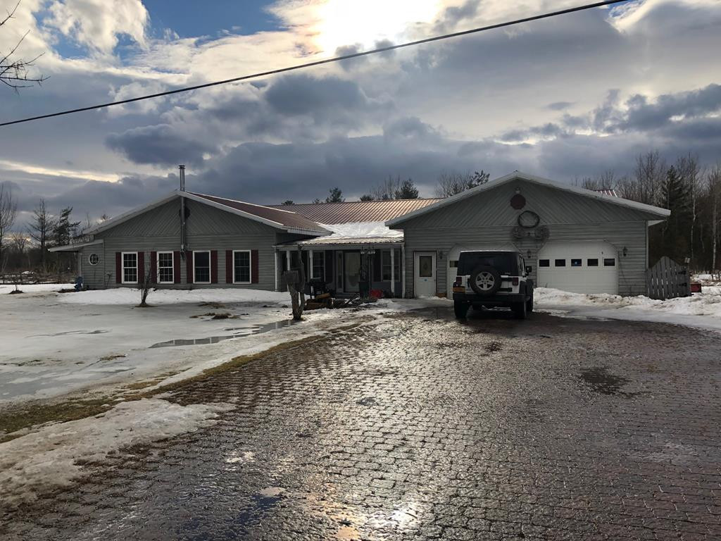 10677 Rt 9 Champlain, NY 12919 - Photo 1 of 1 Gallery Image 1